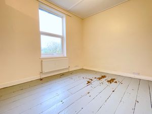 Station Road- click for photo gallery